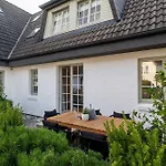 Kajuete #2 Dock 6a Westerland
